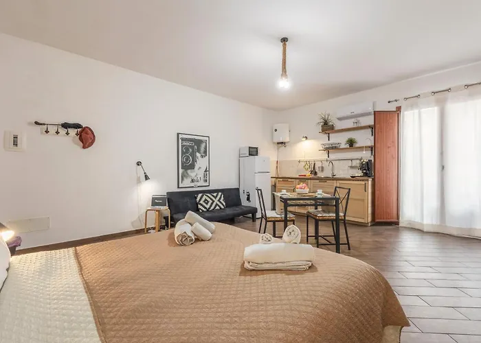 Pirtusu Del Porto, * Παλέρμο